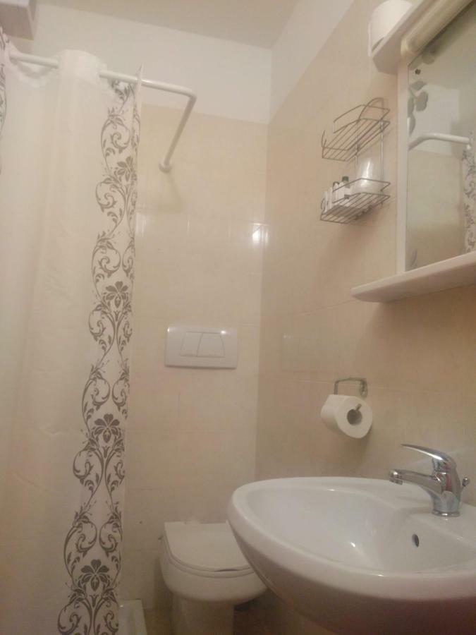 Garni Al Laghet Hotel Tenno Exterior photo